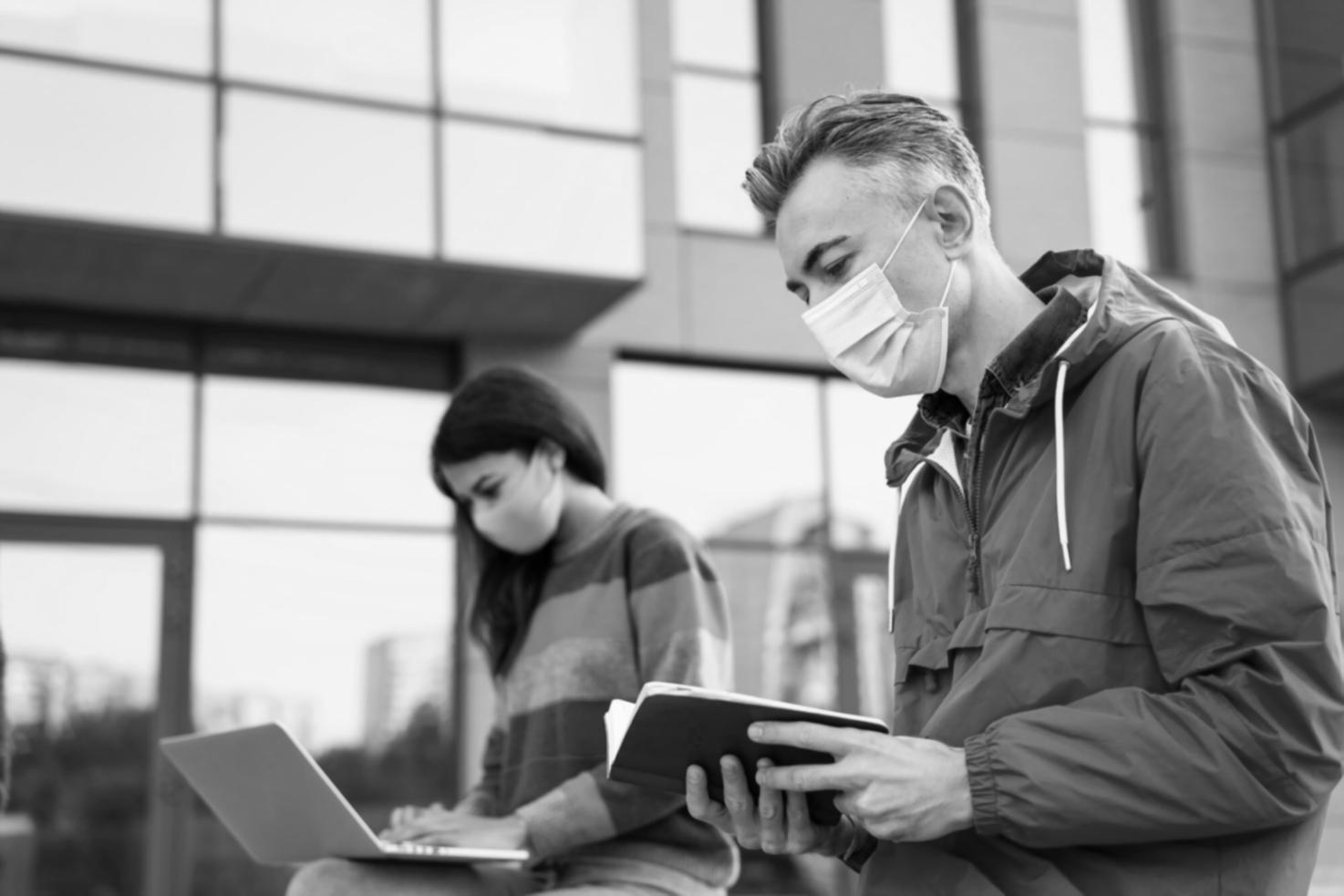 Formation franchise avec expert consultant présentant les stratégies de développement commercial